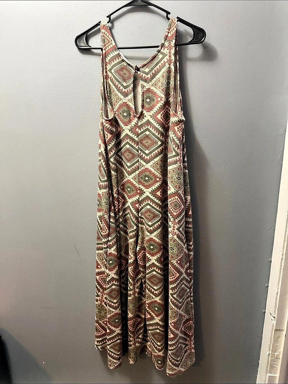 easel Geometric Boho Wide Leg Jumpsuit in Red & Green Like New